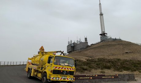 Hydrocurage d'un réseau d'eaux pluviales au sommet du Puy de Dôme vers Clermont-Ferrand